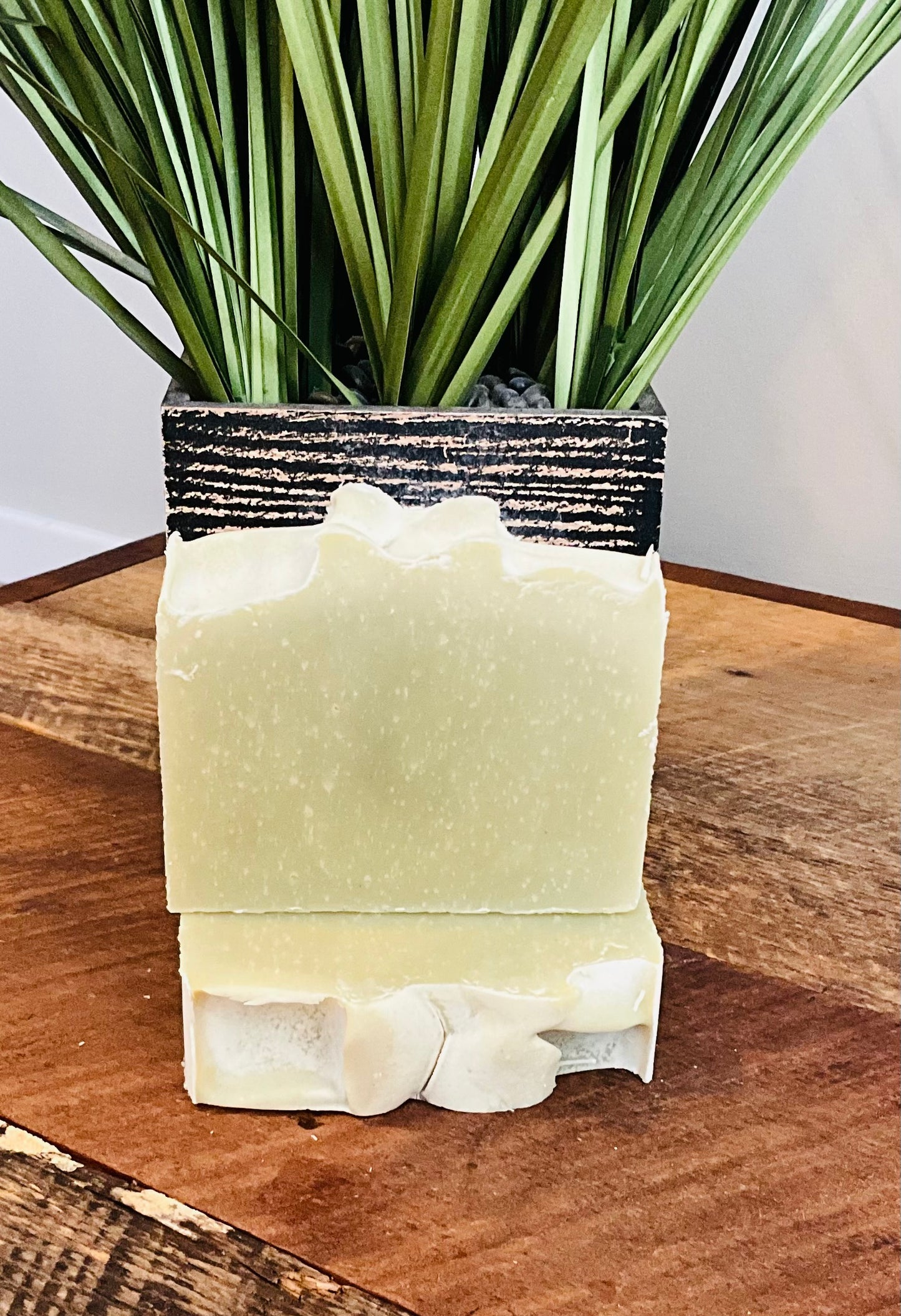 Lemongrass- bright, clean, invigorating.